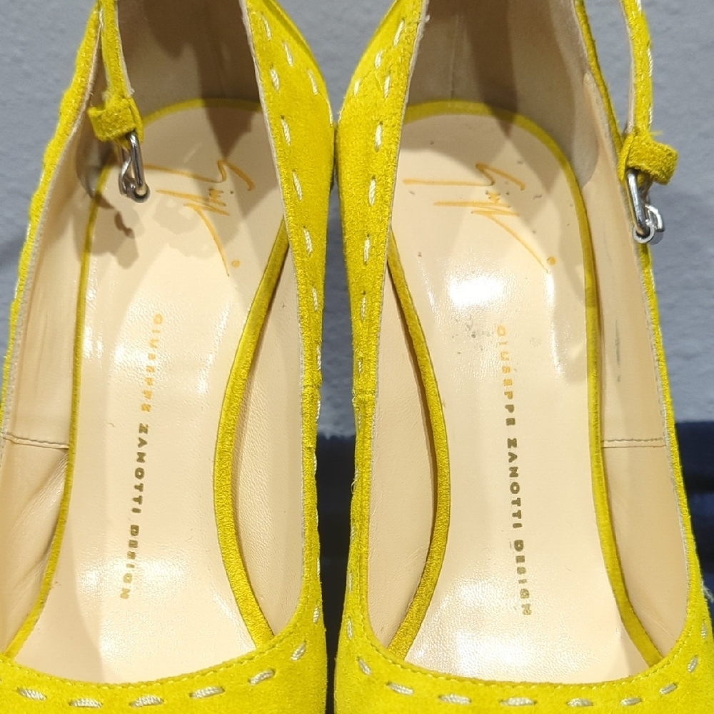 Giuseppe Zanotti Yellow Espadrille Wedges - Picture 5 of 6